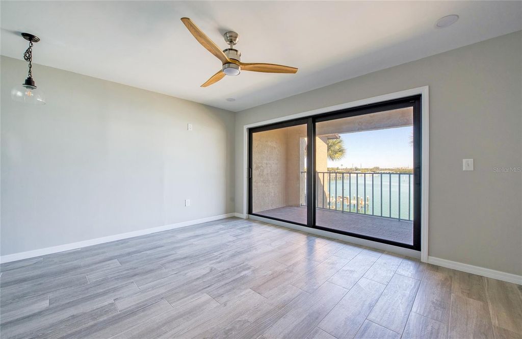 Image 17 of property listing at 1765 GULF BOULEVARD 209, Englewood, FL 34223