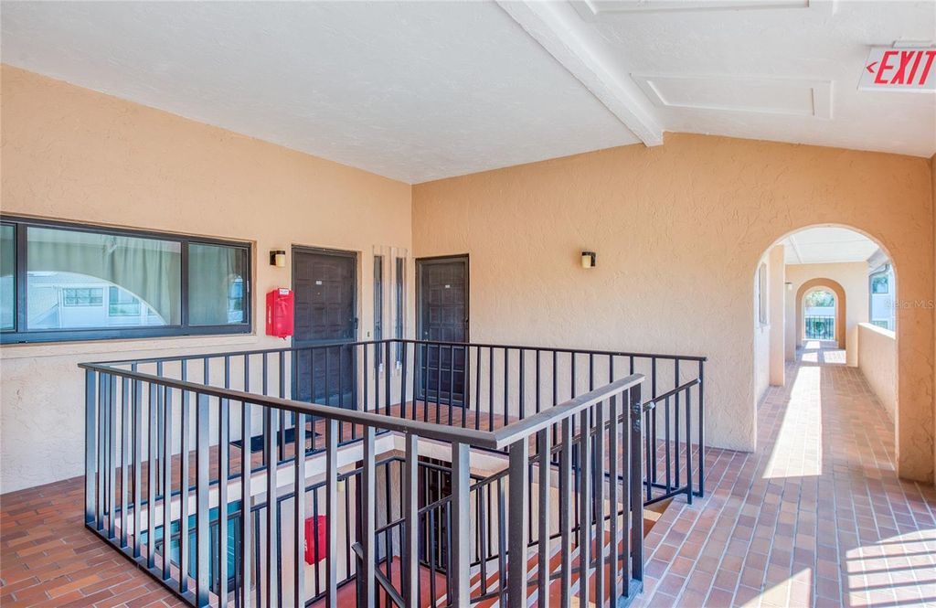 Image 4 of property listing at 1765 GULF BOULEVARD 209, Englewood, FL 34223