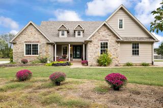 6085 West Farm Road 94, Springfield, MO 65803