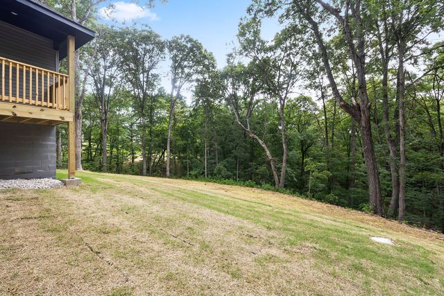 3 Grampian Circle, Bella Vista, AR 72715