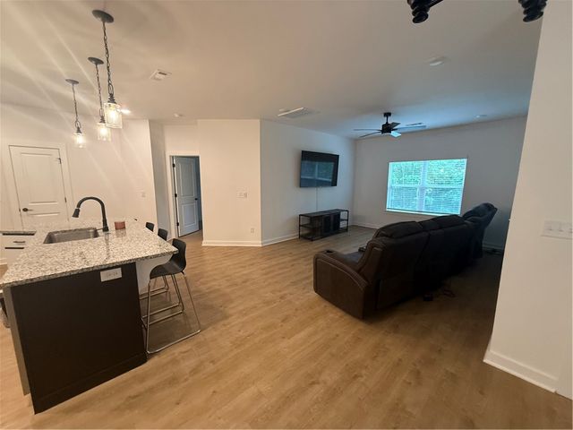 3 Grampian Circle, Bella Vista, AR 72715