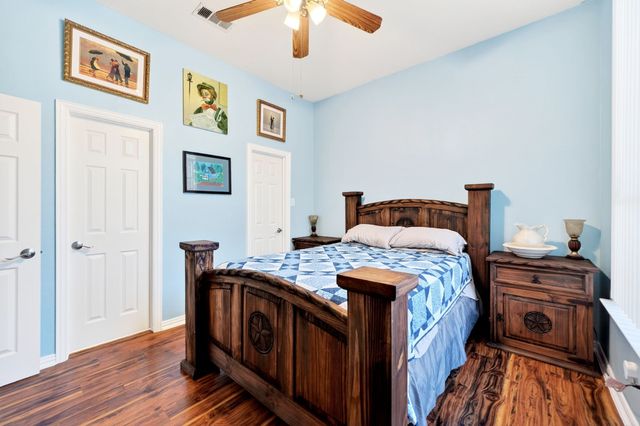 9217 Royal Burgess Drive, Rowlett, TX 75089