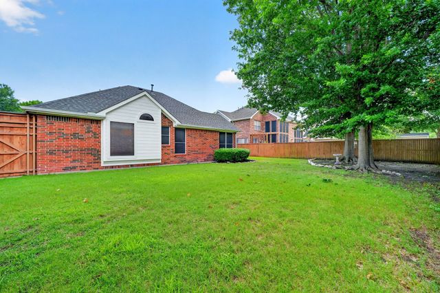9217 Royal Burgess Drive, Rowlett, TX 75089