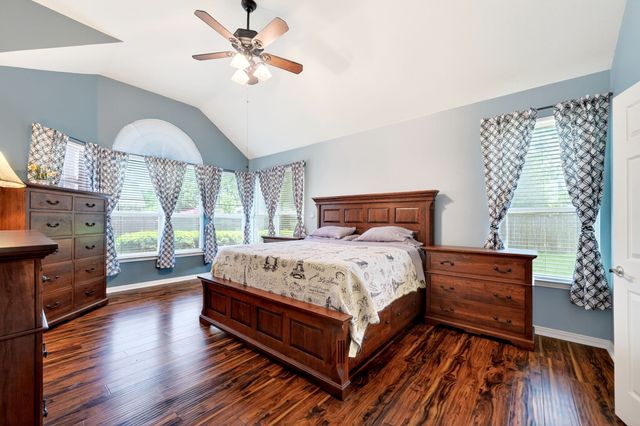 9217 Royal Burgess Drive, Rowlett, TX 75089