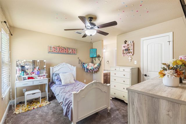 916 Winged Foot, Corsicana, TX 75110