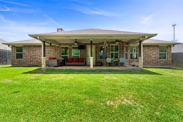916 Winged Foot, Corsicana, TX 75110