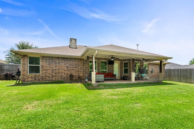 916 Winged Foot, Corsicana, TX 75110