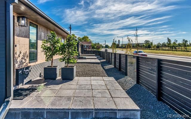 8701 E 11th Avenue, Denver, CO 80220