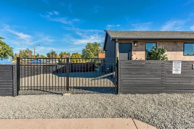 8701 E 11th Avenue, Denver, CO 80220