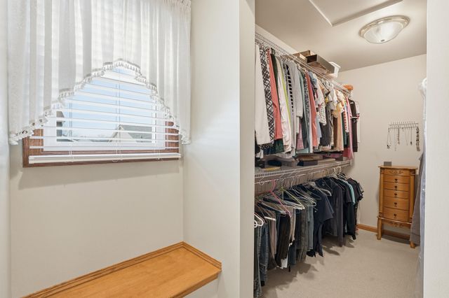 6586 Falcon Drive, Schererville, IN 46375