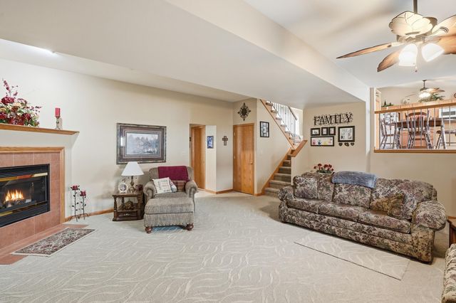 6586 Falcon Drive, Schererville, IN 46375