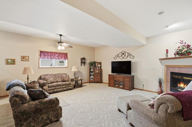 6586 Falcon Drive, Schererville, IN 46375