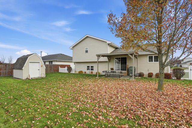 6586 Falcon Drive, Schererville, IN 46375