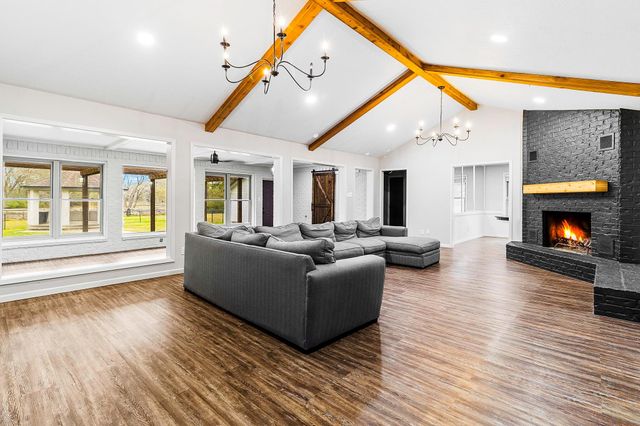 1263 S Fm 1988, Livingston, TX 77351