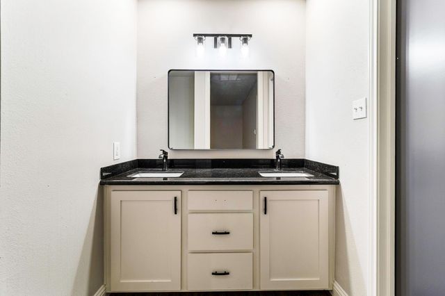 1263 S Fm 1988, Livingston, TX 77351