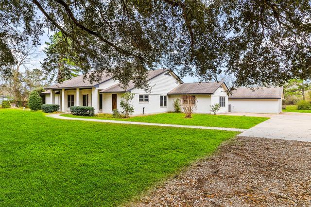 1263 S Fm 1988, Livingston, TX 77351