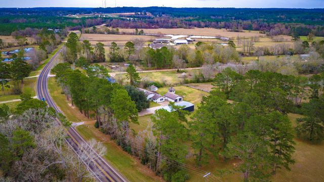 1263 S Fm 1988, Livingston, TX 77351