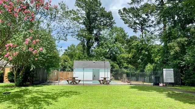 13506 Spring Court, Tomball, TX 77375