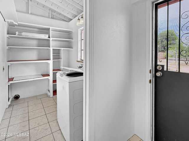 1038 E Blanton Drive, Tucson, AZ 85719