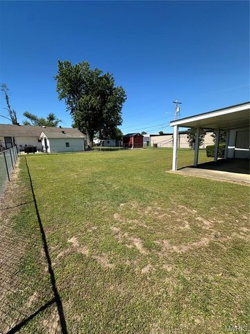 504 Virginia St, Sikeston, MO 63801