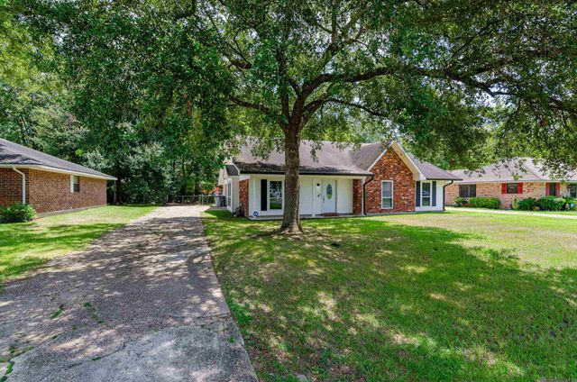 13850 Felicity Dr, Baker, LA 70714