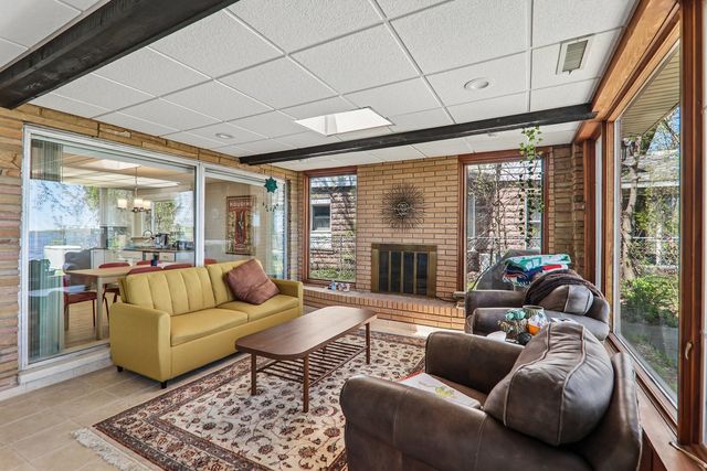 59 Cora Avenue, Fox Lake, IL 60020