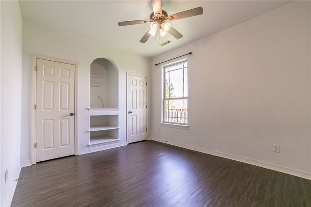 3103 SW Camden Drive, Bentonville, AR 72712