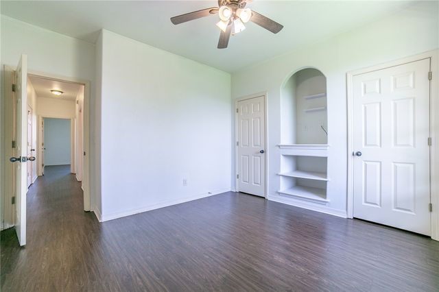 3103 SW Camden Drive, Bentonville, AR 72712