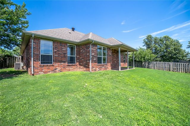 3103 SW Camden Drive, Bentonville, AR 72712
