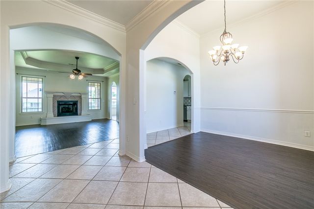 3103 SW Camden Drive, Bentonville, AR 72712