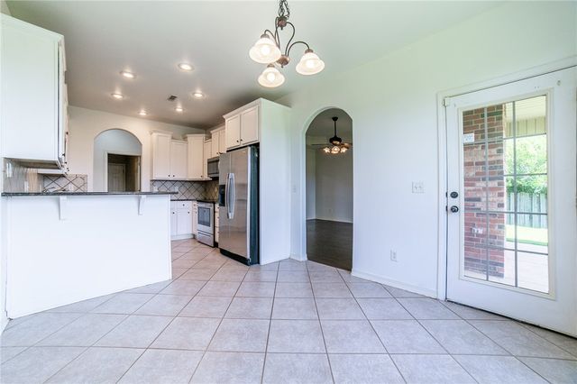 3103 SW Camden Drive, Bentonville, AR 72712