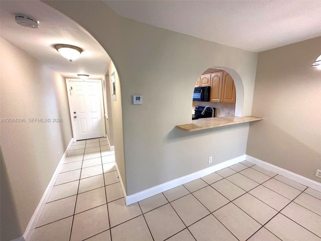 7830 NW 33rd St 502, Davie, FL 33024