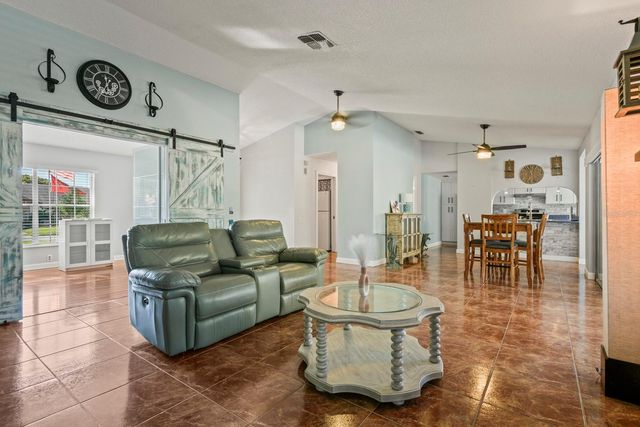 9909 MIDDLECOFF DRIVE, New Port Richey, FL 34655