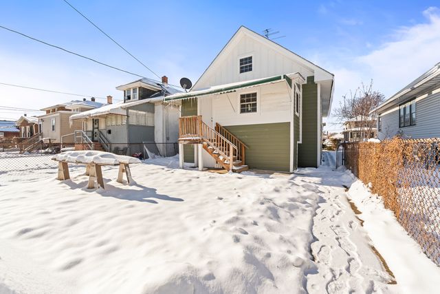 635 S 18th Avenue, Maywood, IL 60153