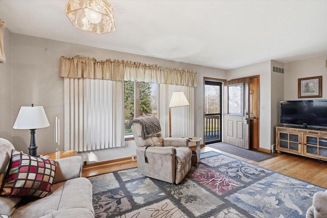 N9376 East Shore ROAD, Mukwonago, WI 53149