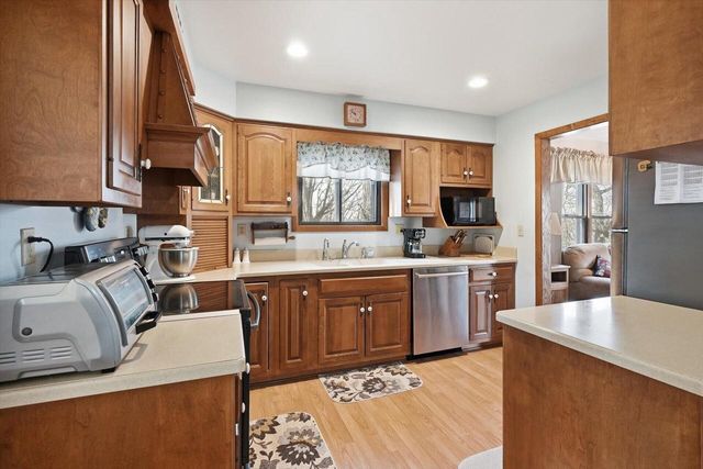 N9376 East Shore ROAD, Mukwonago, WI 53149