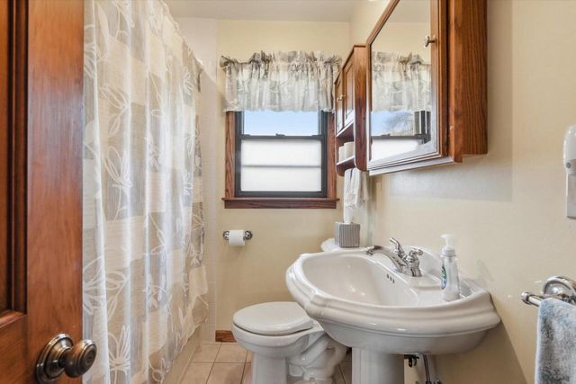 N9376 East Shore ROAD, Mukwonago, WI 53149