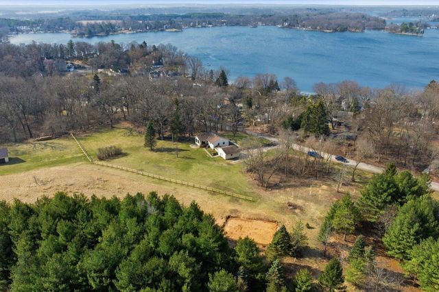 N9376 East Shore ROAD, Mukwonago, WI 53149