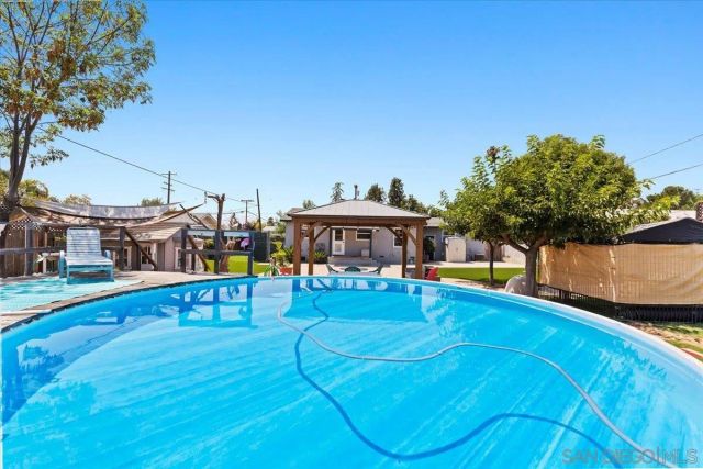 1658 Greenfield Dr, El Cajon, CA 92021