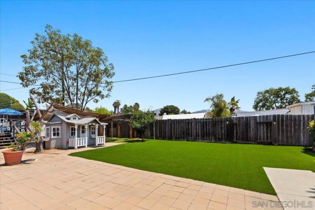 1658 Greenfield Dr, El Cajon, CA 92021