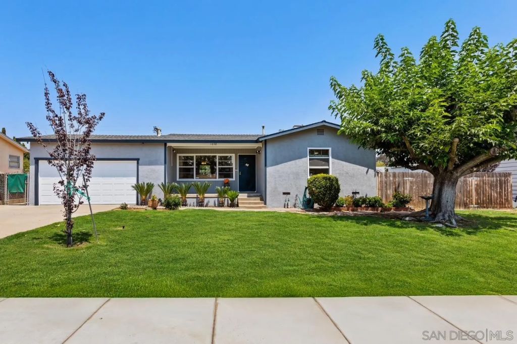 1658 Greenfield Dr, El Cajon, CA 92021