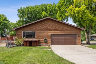 1301 5th Avenue N, Moorhead, MN 56560
