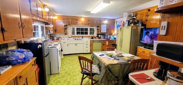 19 Turkey Scratch Rd, Spencer, TN 38585