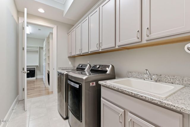 508 Mountain Sunset Lane, Cary, NC 27519