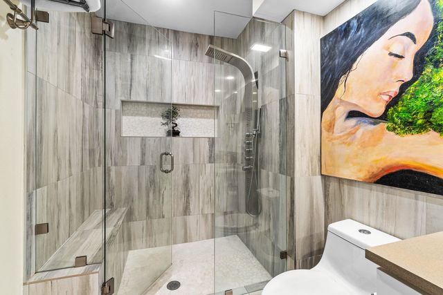 830 Greensward Court 206-h, Delray Beach, FL 33445