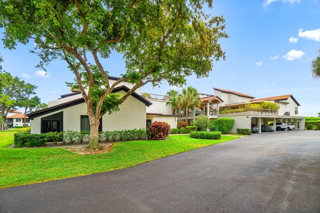 830 Greensward Court 206-h, Delray Beach, FL 33445