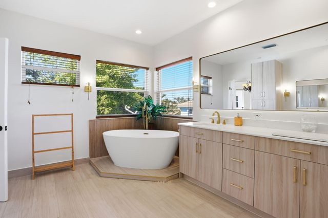 375 SW 16th Street, Boca Raton, FL 33432