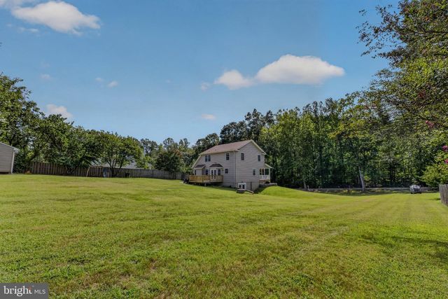 8115 OAK WOOD DR, King George, VA 22485