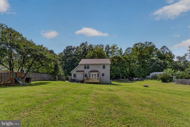 8115 OAK WOOD DR, King George, VA 22485