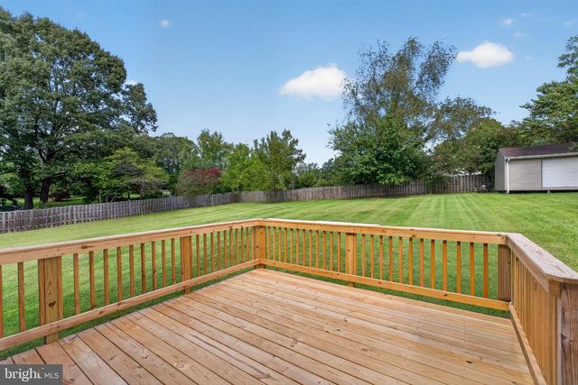 8115 OAK WOOD DR, King George, VA 22485